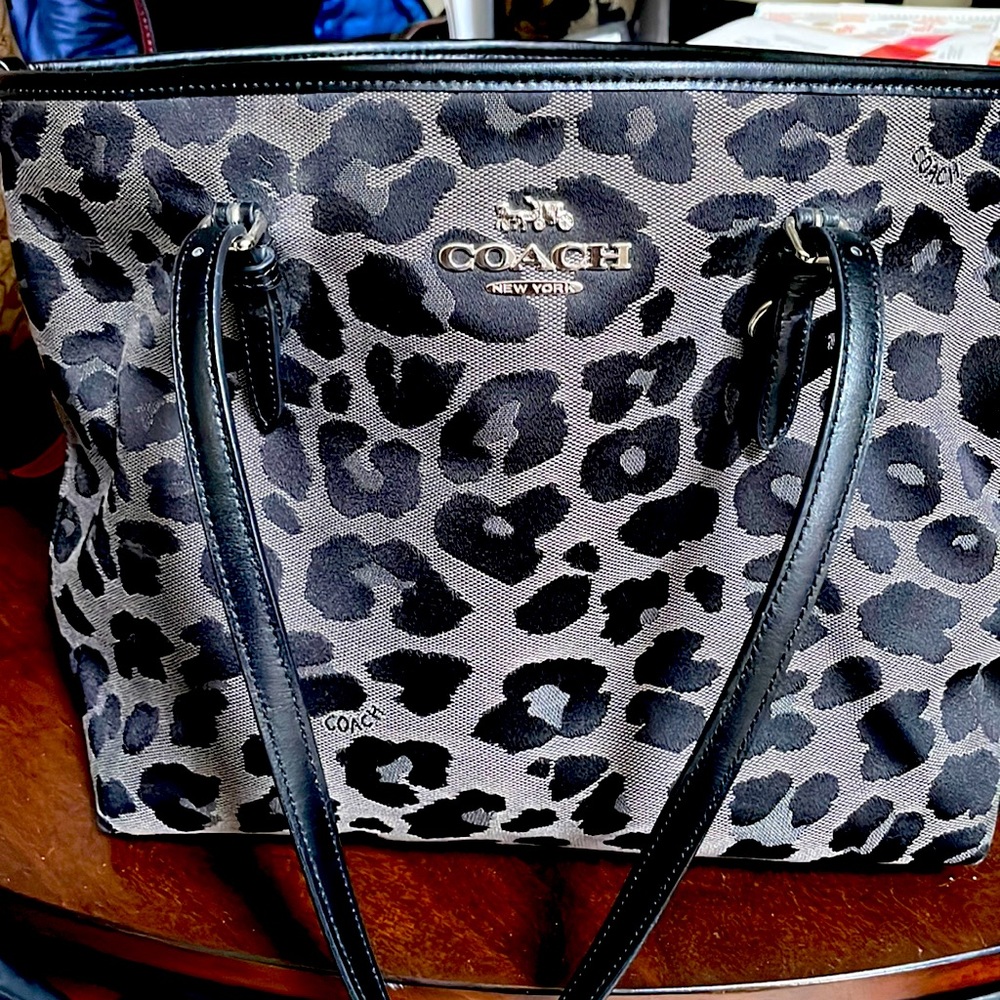 Leopard canvas tote